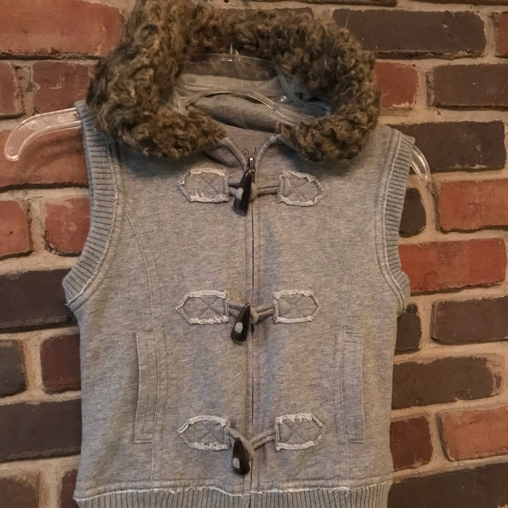 🍉Hooded  MUDD vest,